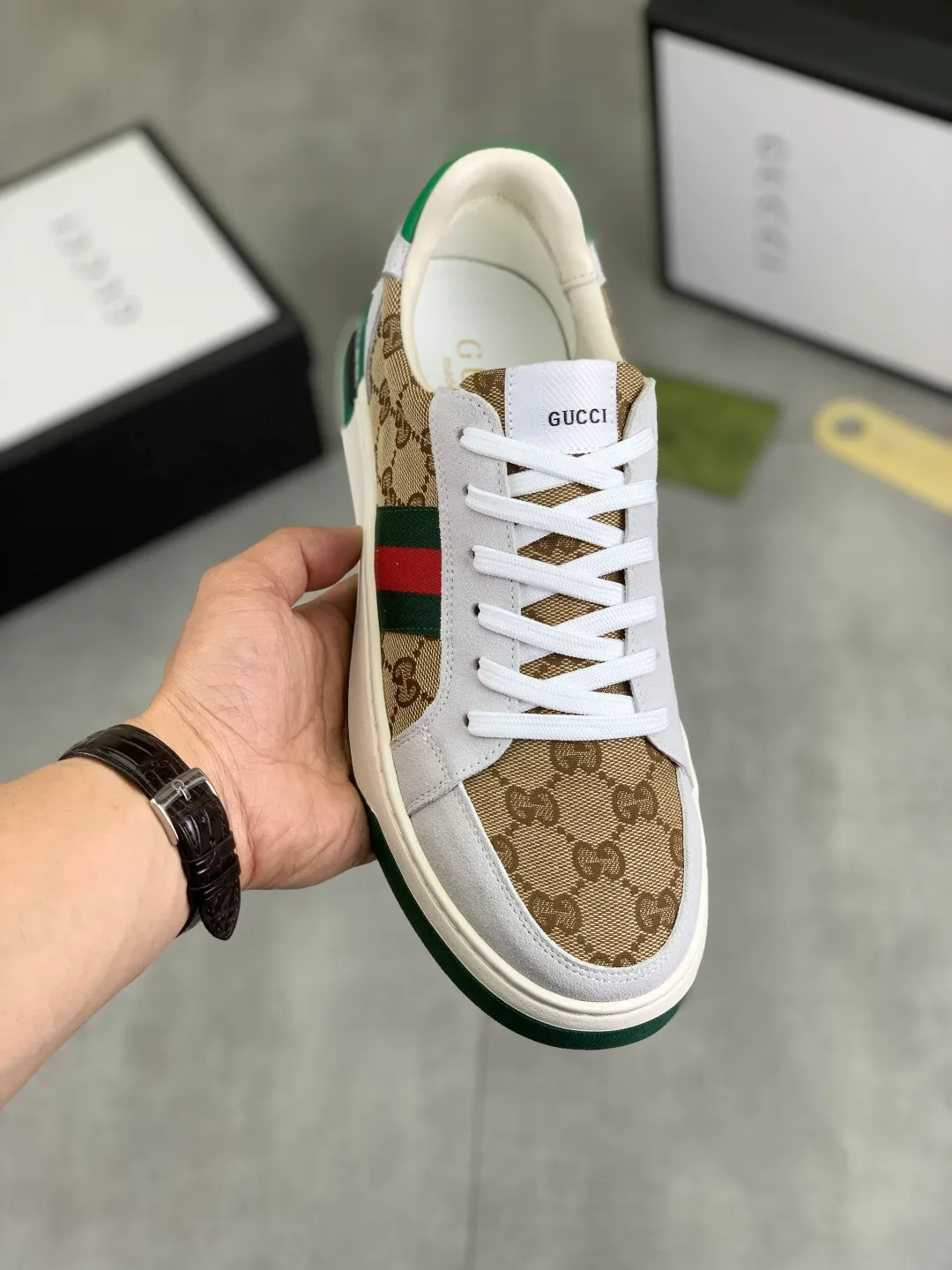 Men's men's shoes 💰P420💰【New model】 🆘 The latest model from Gucci official website🎁Classic casual and fashionable men's shoes👟Best model💥The style is simple and elegant, exclusive for trendy men. Unique official website latest brand elements👑Gucci original decoration, fashionable and generous, the fabric is made of original soft calfskin➕Comfortable soft pigskin lining ✅Wear-resistant rubber outsole specified on the official website_Full of elasticity, the classic model taken at the counter 🎬Color: 3️⃣colors available😍Number of codes: 38-44 (45 46 customized)